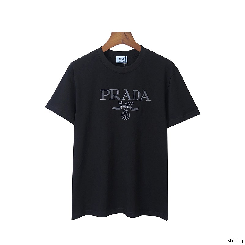 Amiri Streetwear Logo T-shirt Black Small AM with Logo Accent