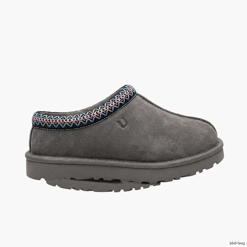 UGG retro embroidered style grey shoes