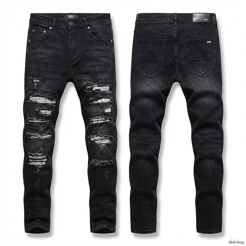 AMI Trendy Ripped Jeans with a Cool Style