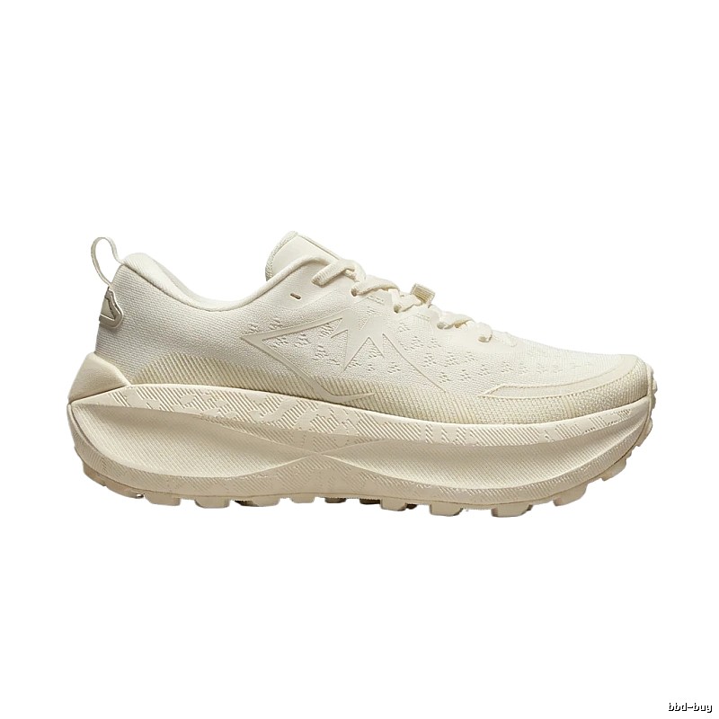 ASICS retro-style sports shoes (white)