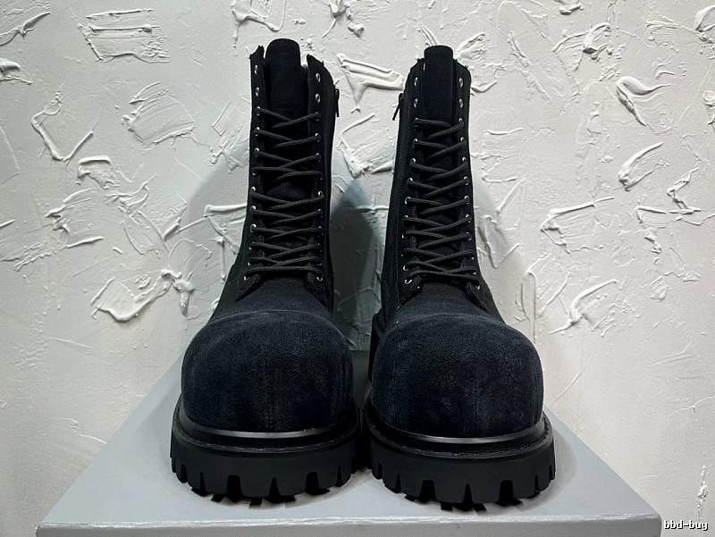 Black Combat Boot with Tall Black Lace-up Boot for Casual Outfits