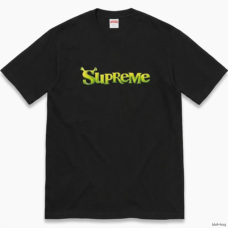 Black T-shirt with Supreme letter print