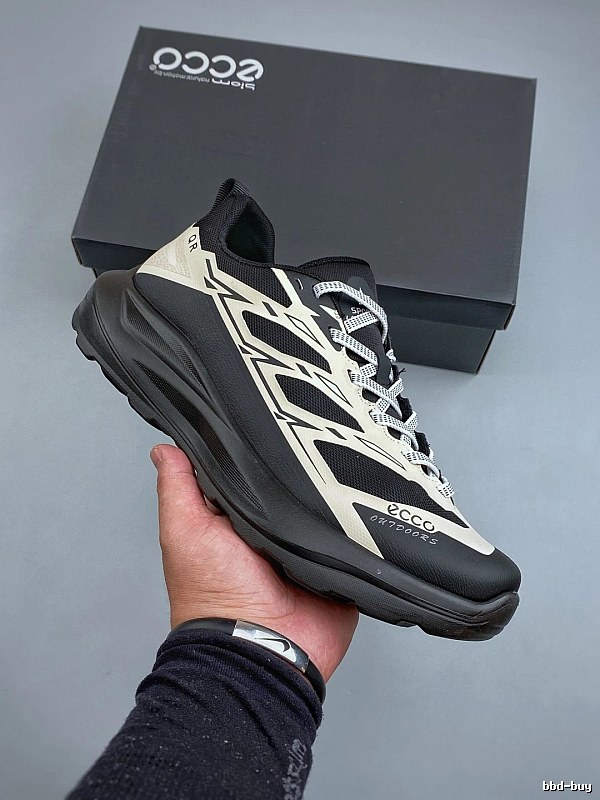 ECCO Black and White Treaded Trail Sole Trail Sneakers