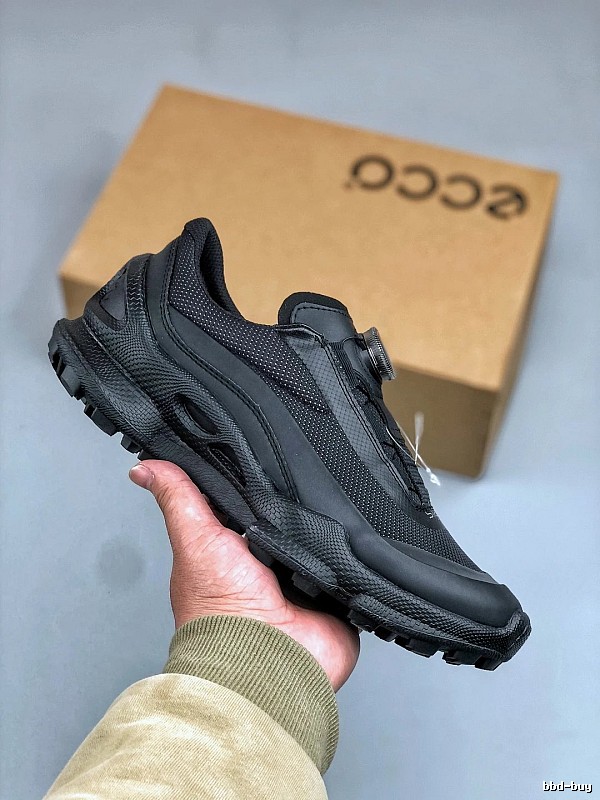 ECCO Black Trail Sneakers, Clean Side Panels