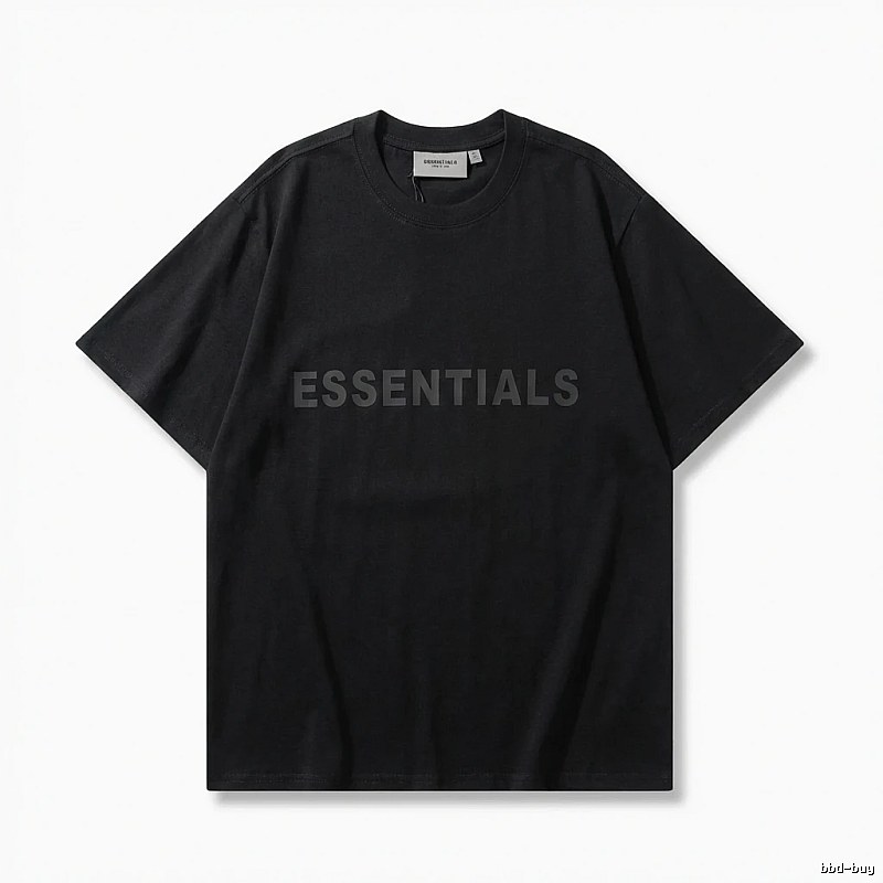 ESSENTIALS minimalist style black T-shirt