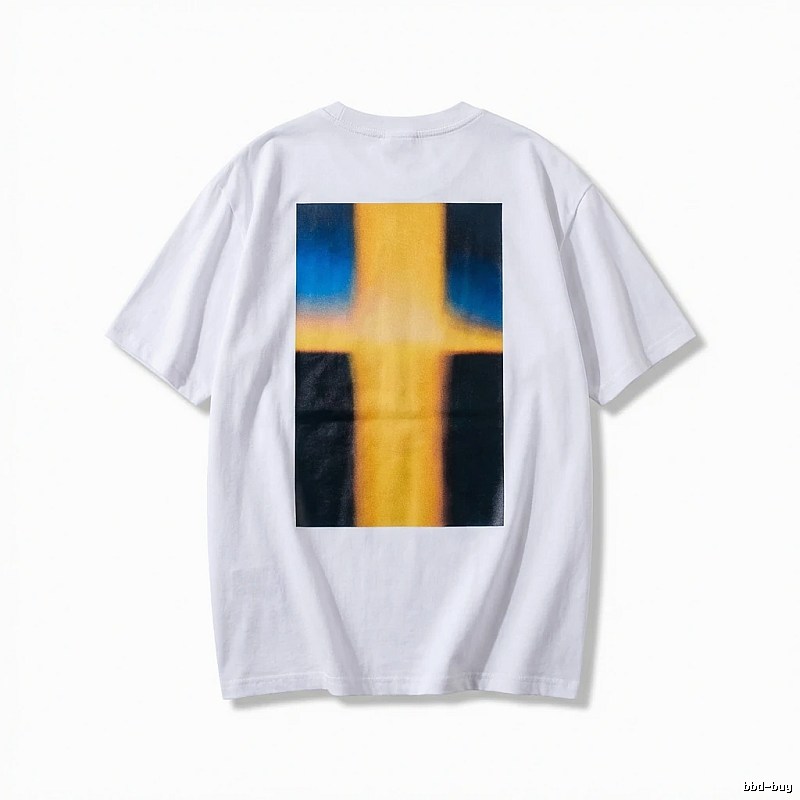 ESSENTIALS minimalist style white T-shirt