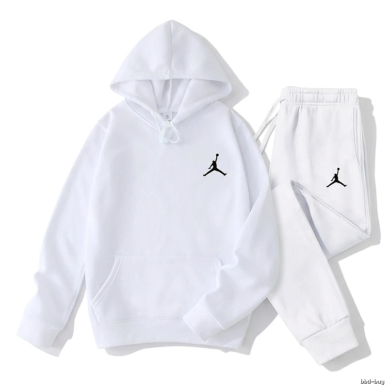 Jordan sporty white suit