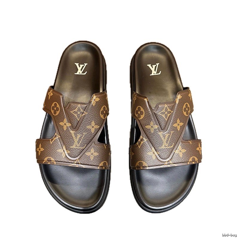 Louis Vuitton Monogram Light Luxury Style Brown Slippers