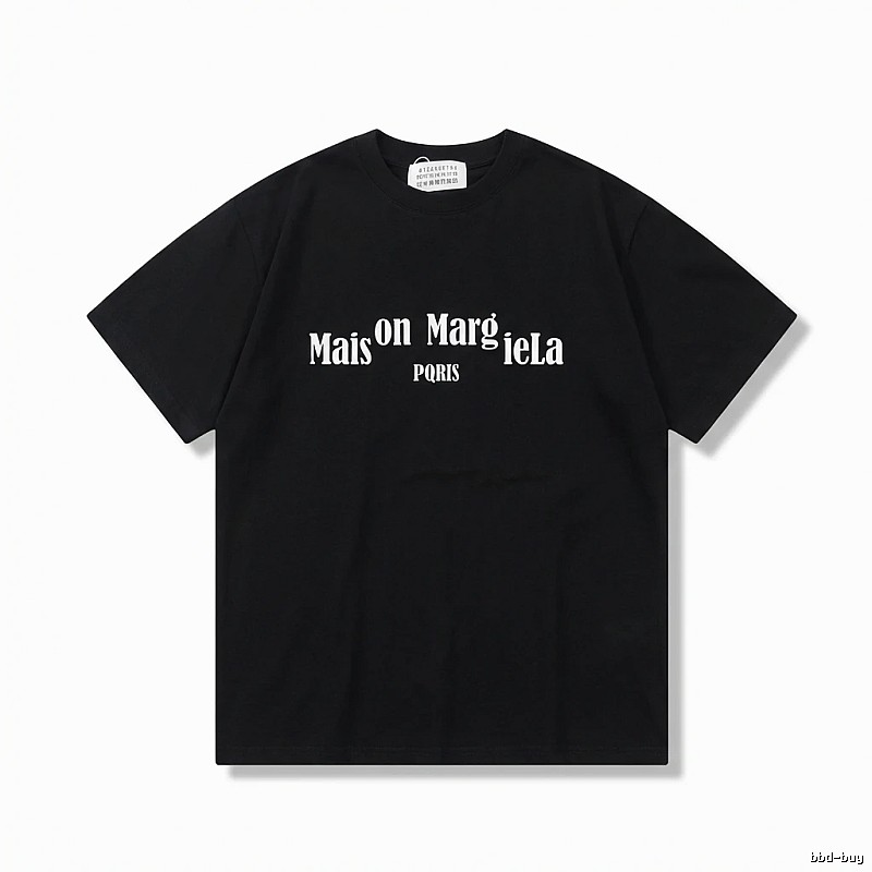 Maison Margiela minimalist style black T-shirt