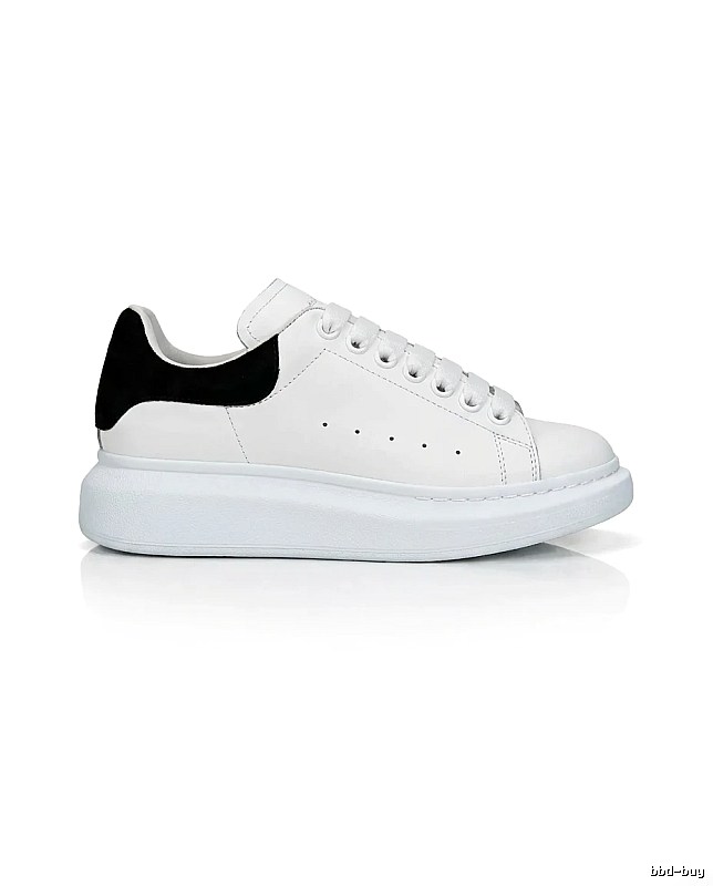 McQueen black and white thick-soled sports shoes
