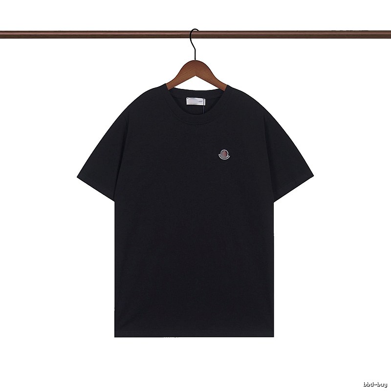 Moncler Classic Minimalist Style Black Short-sleeve T-shirt