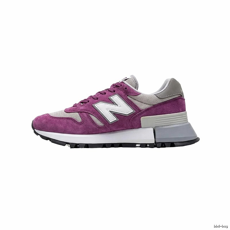 New Balance 574 retro style pink shoes