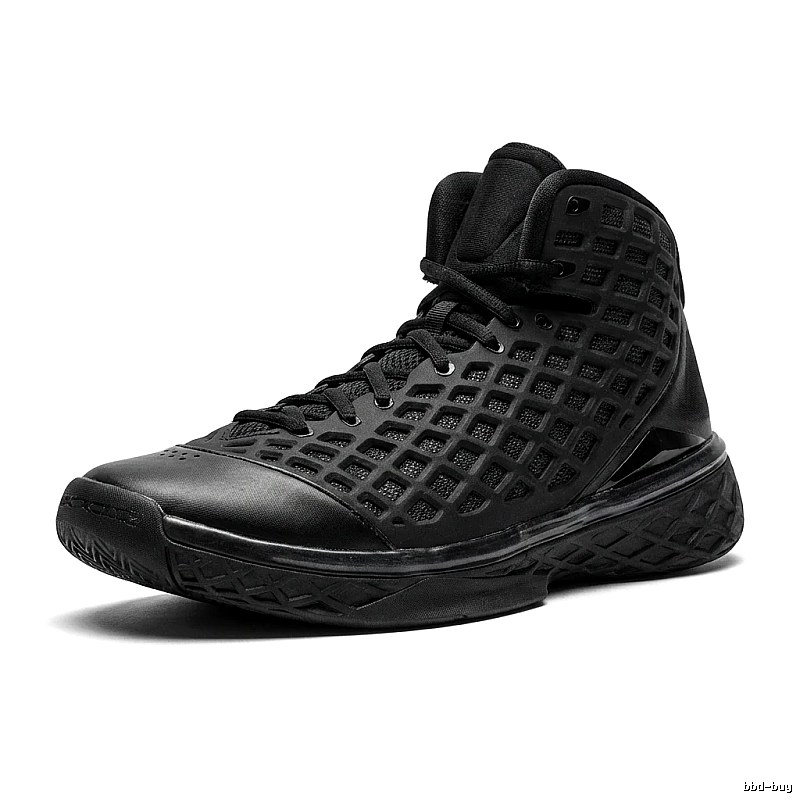 Nike high-top black sports shoes