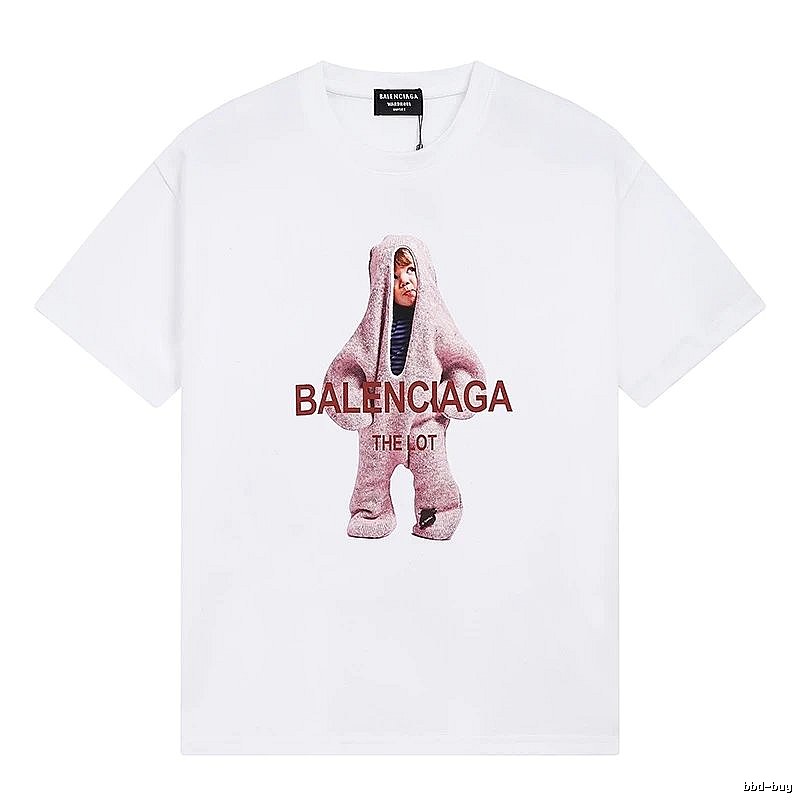 Parisian-style printed white T-shirt