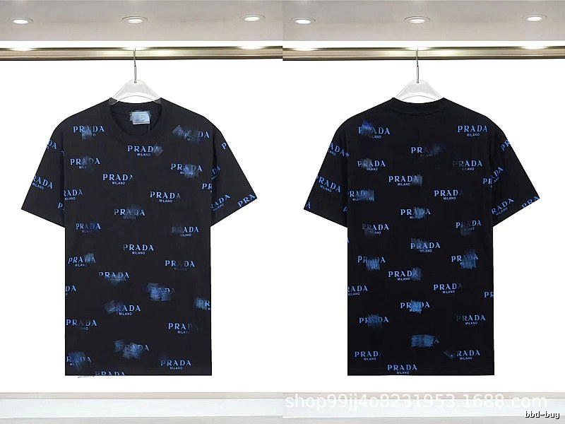 Prada All-over Printed Streetwear Style Black Short-sleeve T-shirt