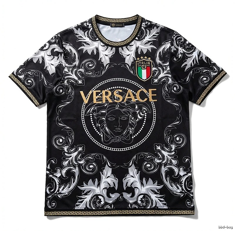 Stussy retro-style black-based T-shirt