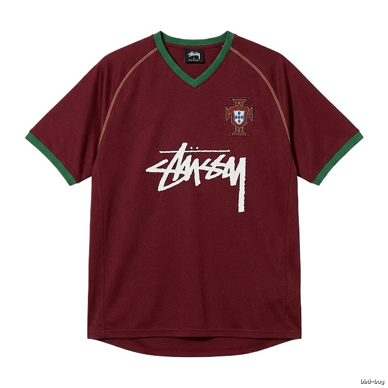 Stussy retro-style burgundy T-shirt
