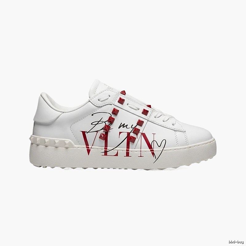 Valentino rivet trendy white shoes